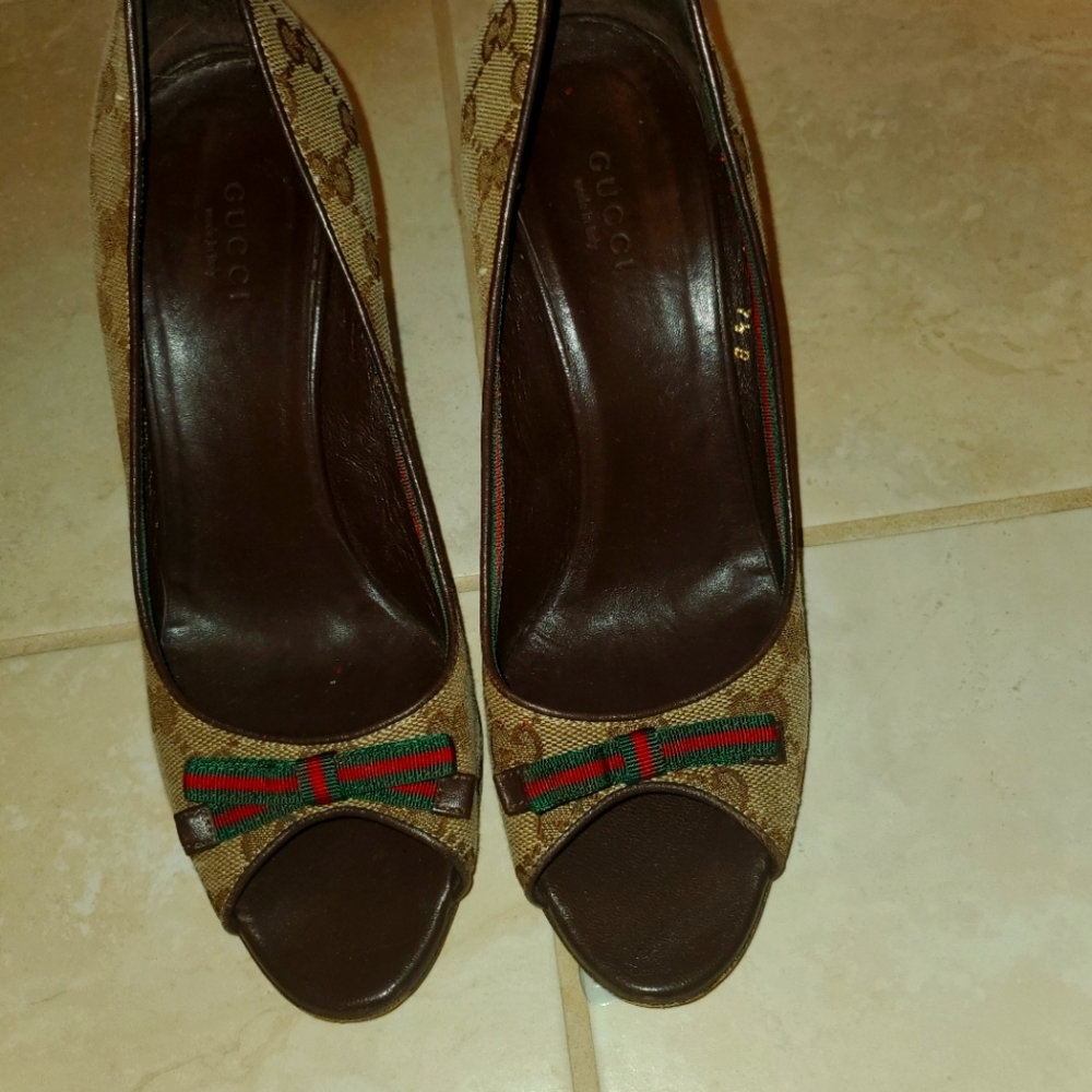 Gucci heels